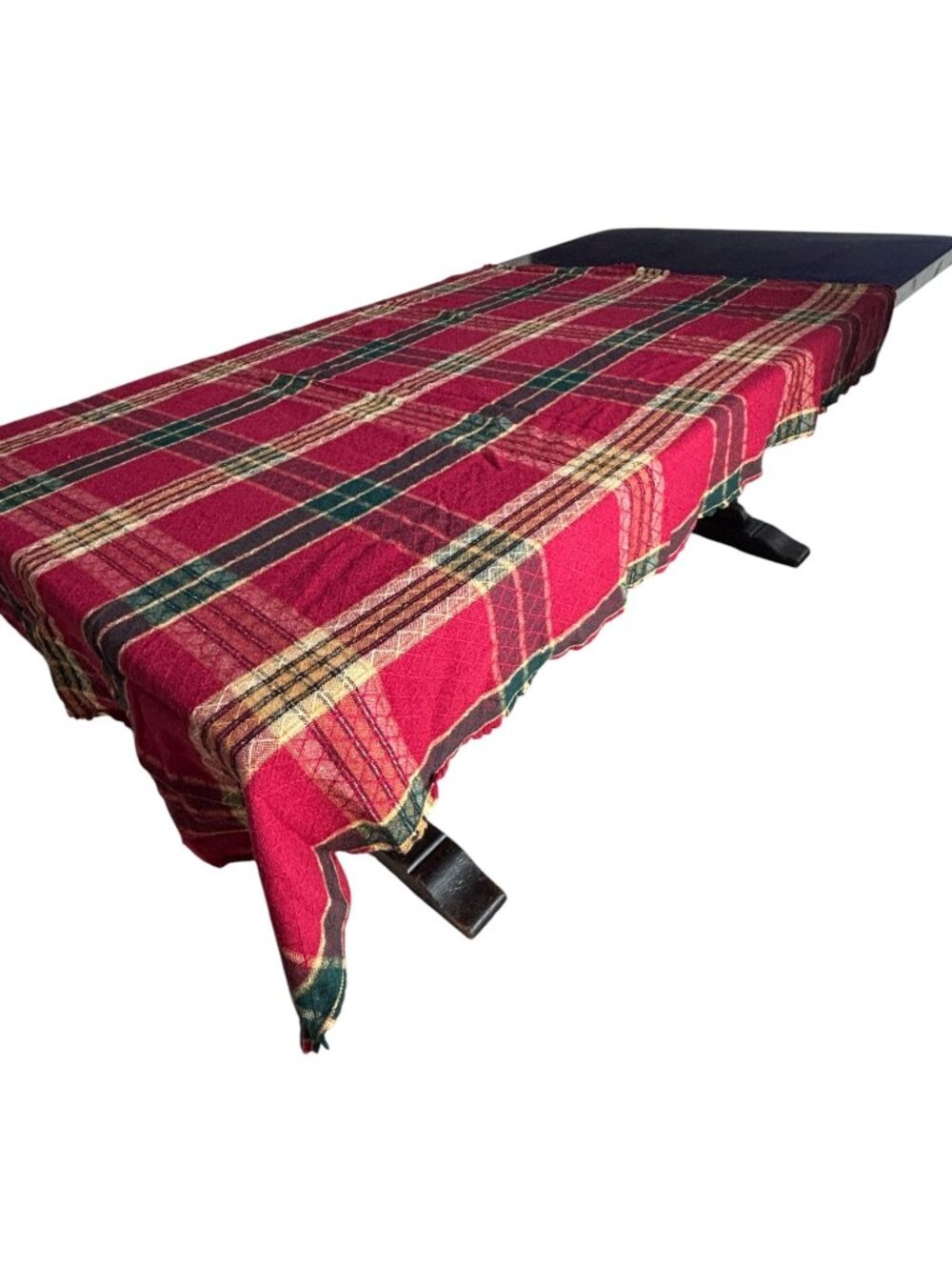 Red & Green Plaid Tablecloth With Textured Diamond Pattern Rectangular